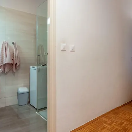 Apartman Vesna * Zara